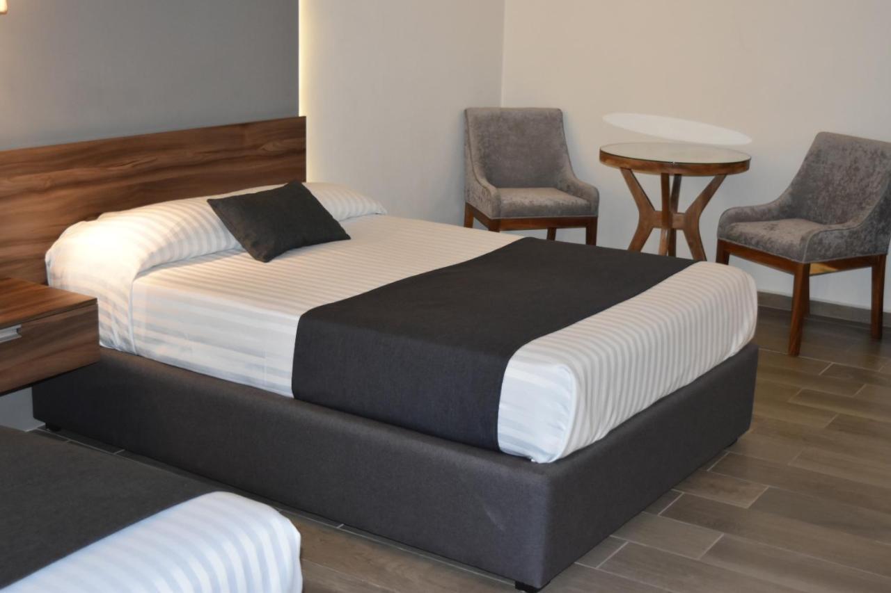 Estanza Hotel & Suites Morelia Zewnętrze zdjęcie