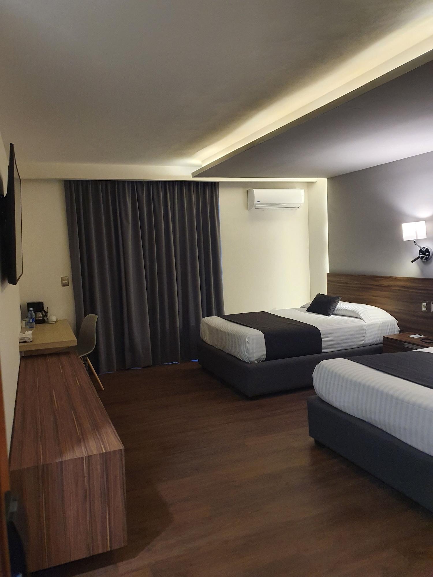 Estanza Hotel & Suites Morelia Zewnętrze zdjęcie