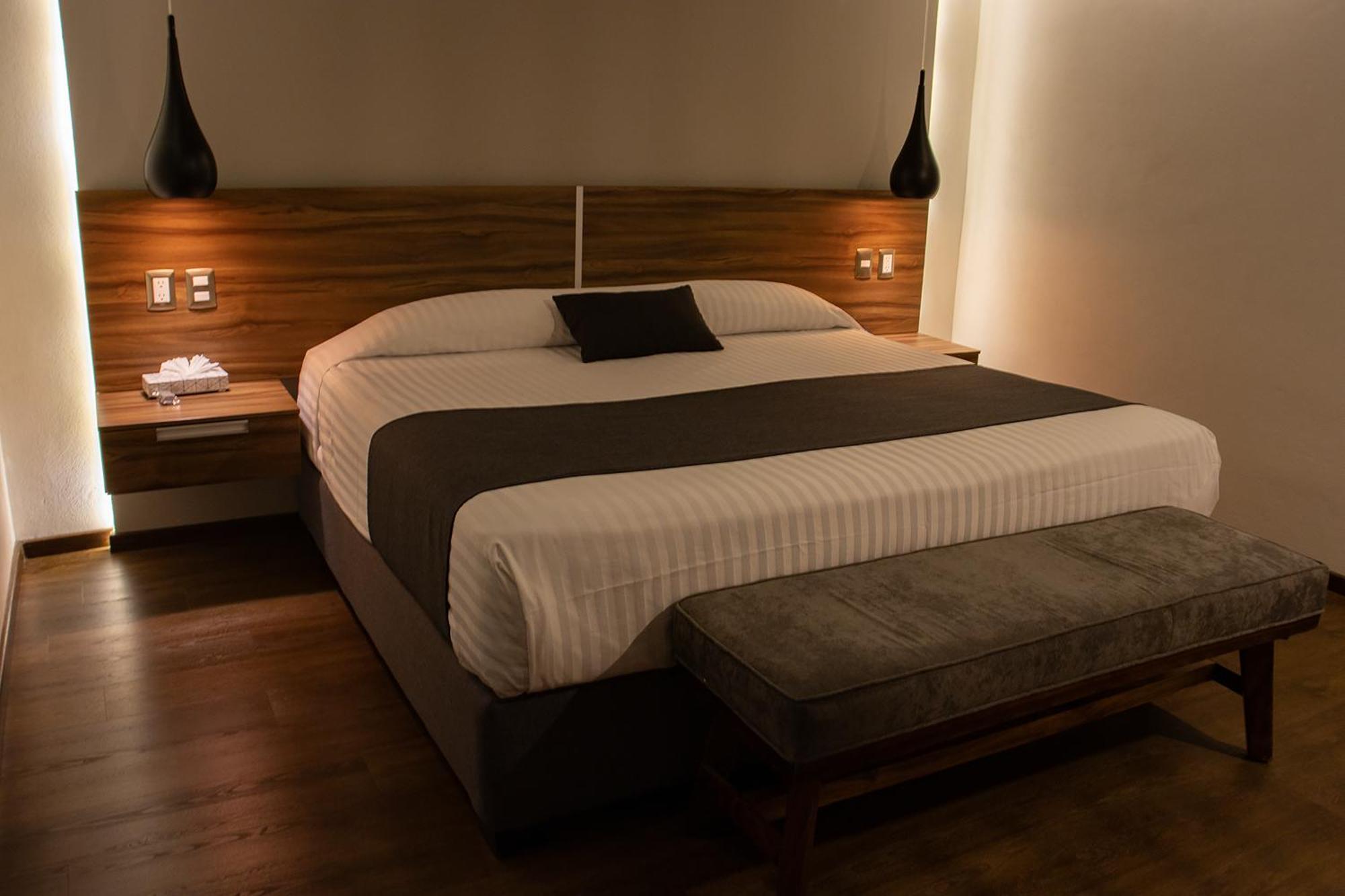 Estanza Hotel & Suites Morelia Zewnętrze zdjęcie