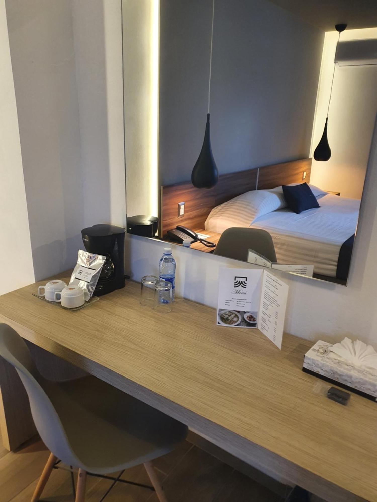 Estanza Hotel & Suites Morelia Pokój zdjęcie