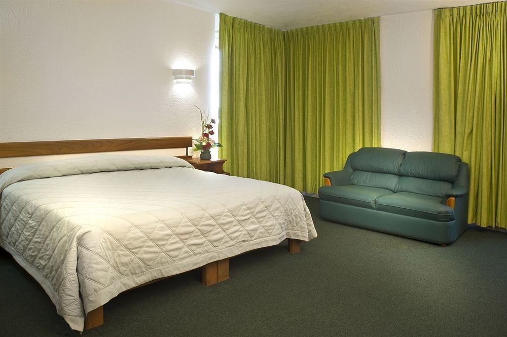 Estanza Hotel & Suites Morelia Zewnętrze zdjęcie